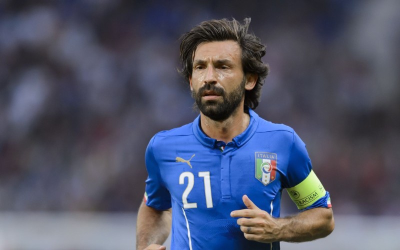 Andrea Pirlo có lối chơi bóng chậm rãi, bình tĩnh