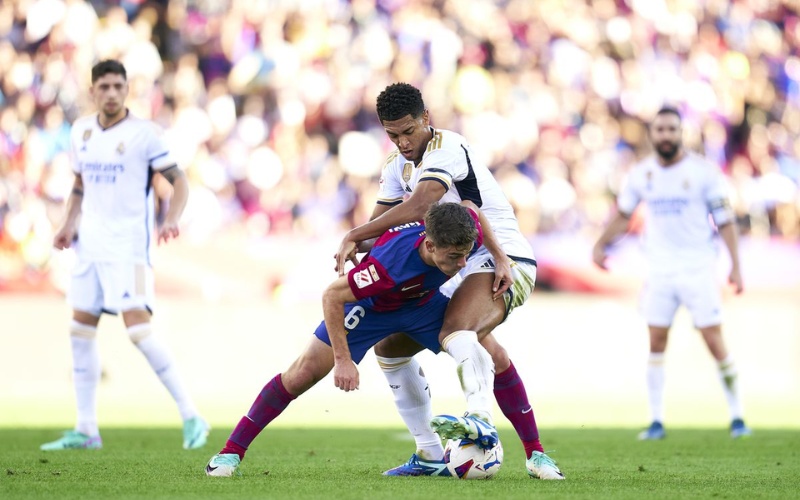 Real Madrid và Barcelona sở hữu thành tích ngang bằng tại La Liga