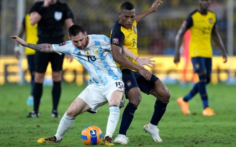 Soi kèo Argentina vs Ecuador