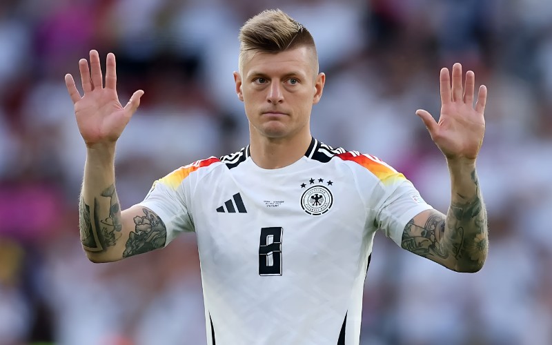 Tiền vệ Toni Kroos có thể ghi bàn bằng cả hai chân