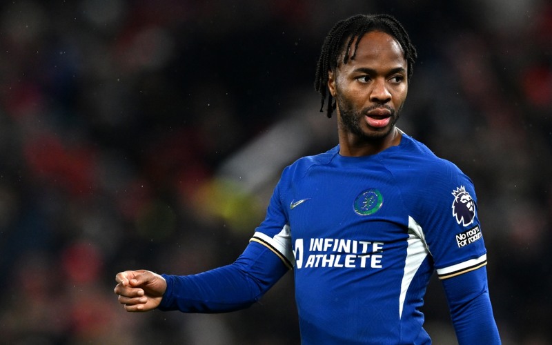 Raheem Sterling đánh mất vị thế tại Chelsea