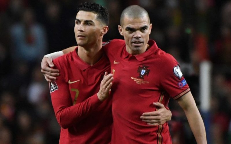 Ronaldo Gửi Lời Tri Ân Tới người “cận vệ thép” Pepe