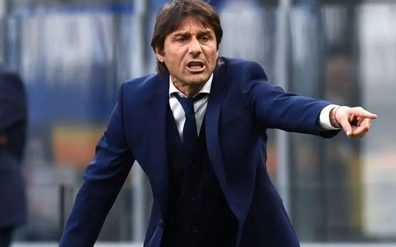 HLV Conte: Napoli thận trọng dù đang dẫn đầu Serie A