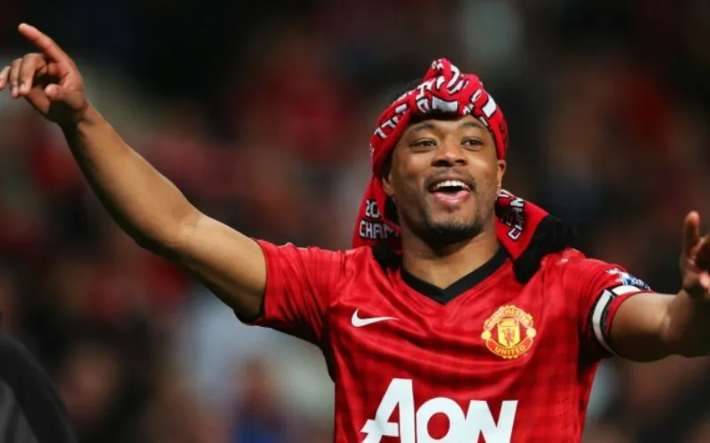 Patrice Evra: “Arsenal giống như một bộ phim dài tập trên Netflix”