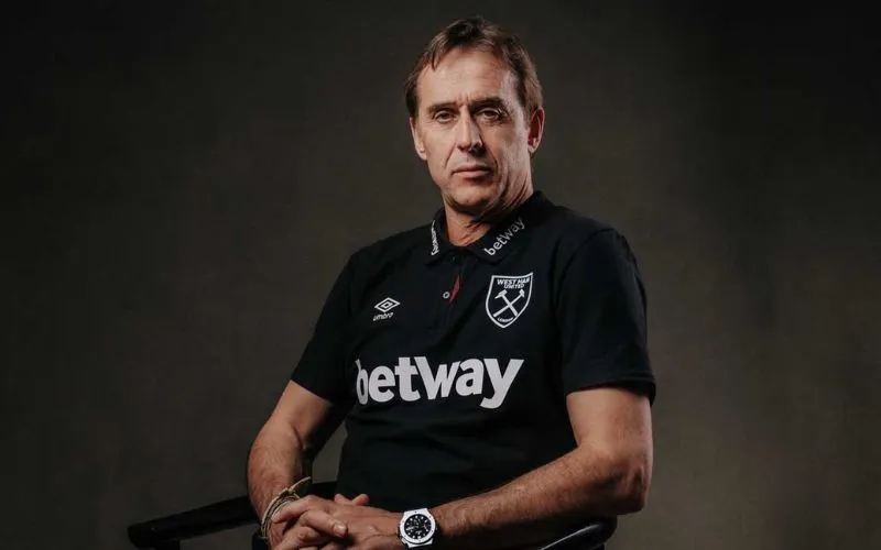 HLV Julen Lopetegui đứng trước "ghế nóng" tại West Ham